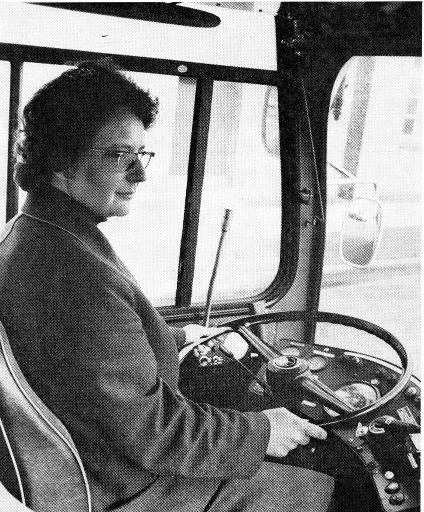 Busfahrerin Elfriede Land - eine der ersten bei der HOCHBAHN, 1972