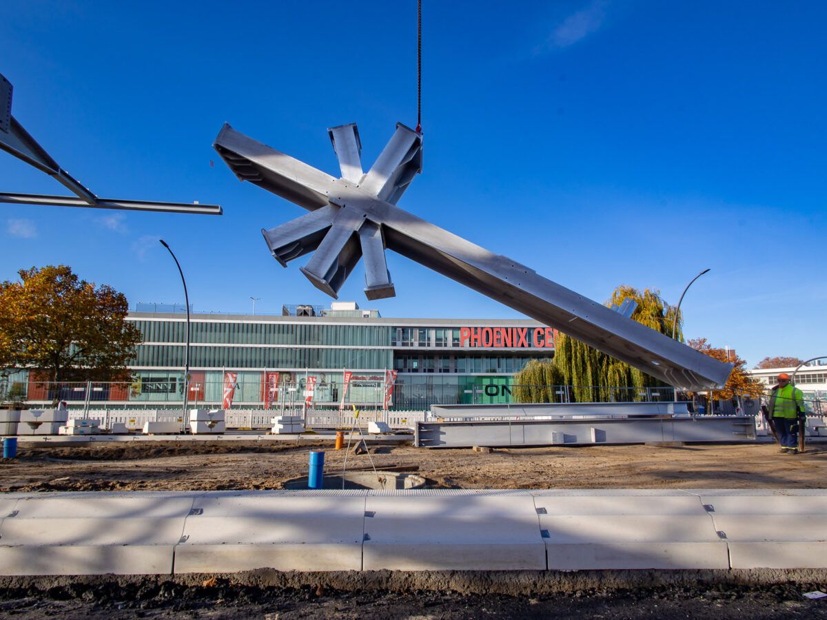 Der Stahlbau dauert noch bis kommenden Mai an.